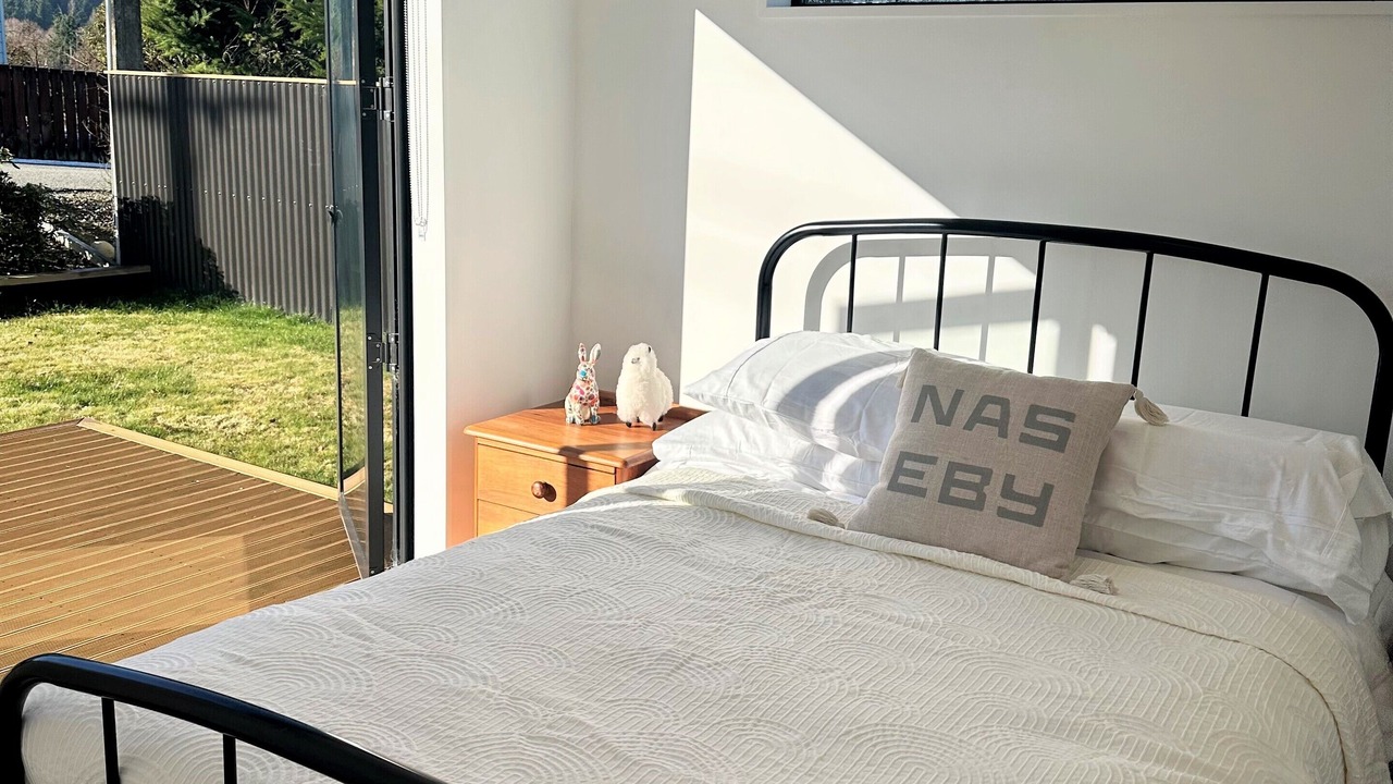 Photo of Bedroom in Naseby
