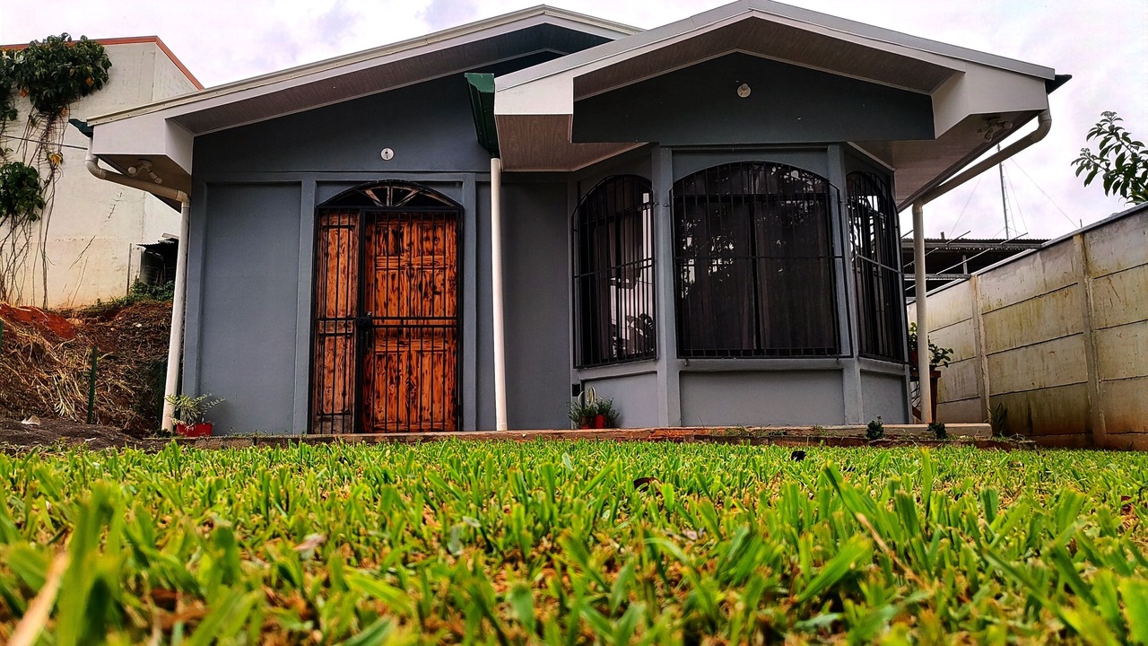 Photo of Outdoor in Daniel Flores