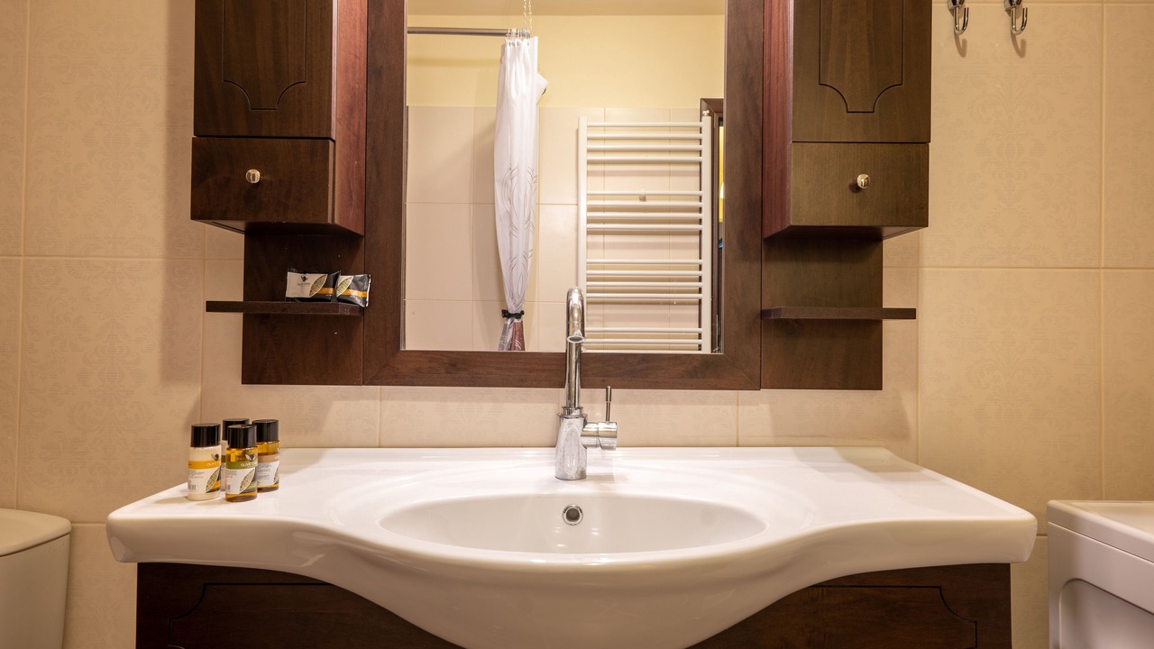 Photo of Bathroom in Ano Kera