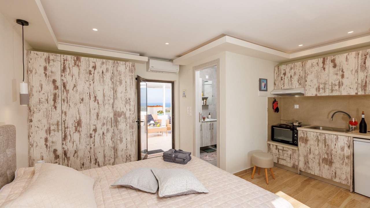 Photo of Bedroom in Malia
