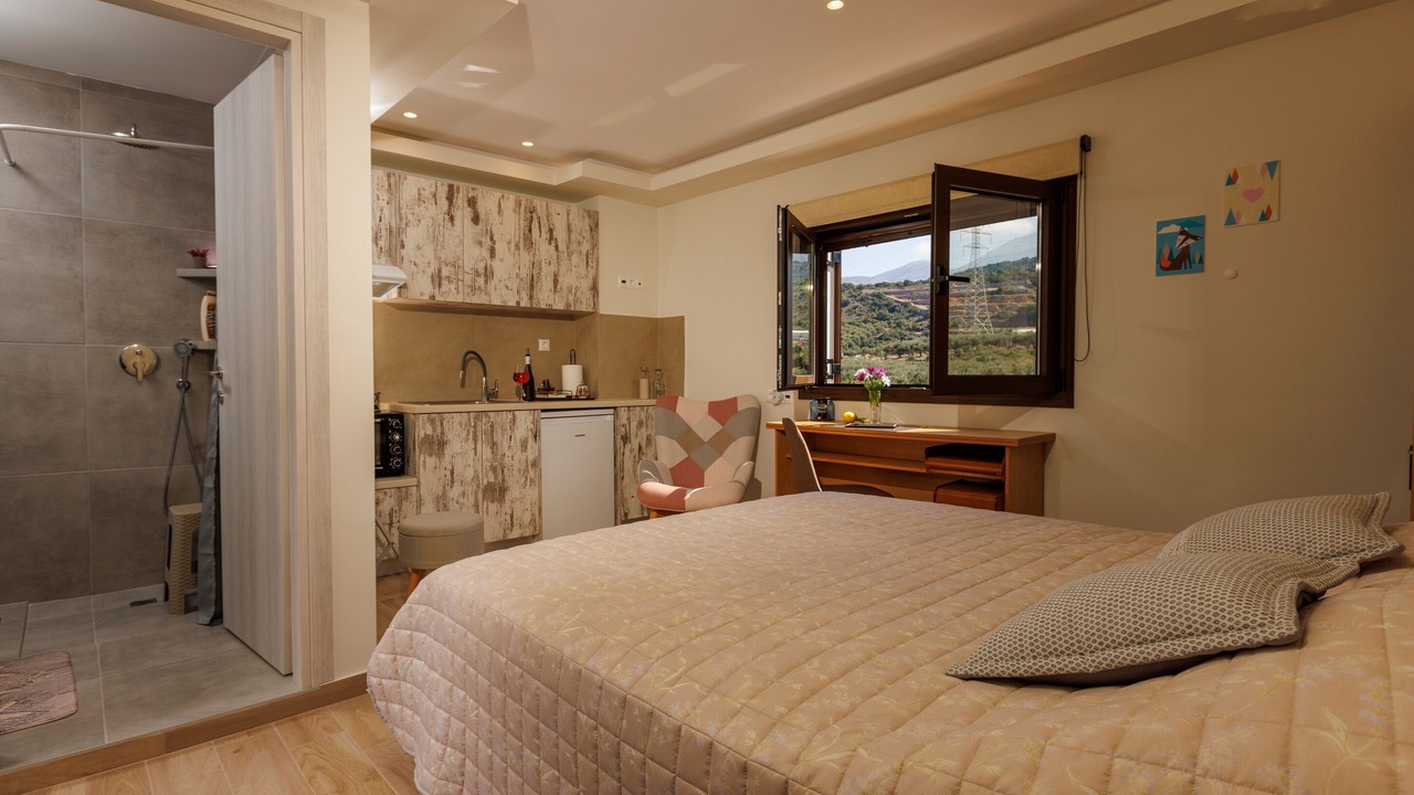 Photo of Bedroom in Malia