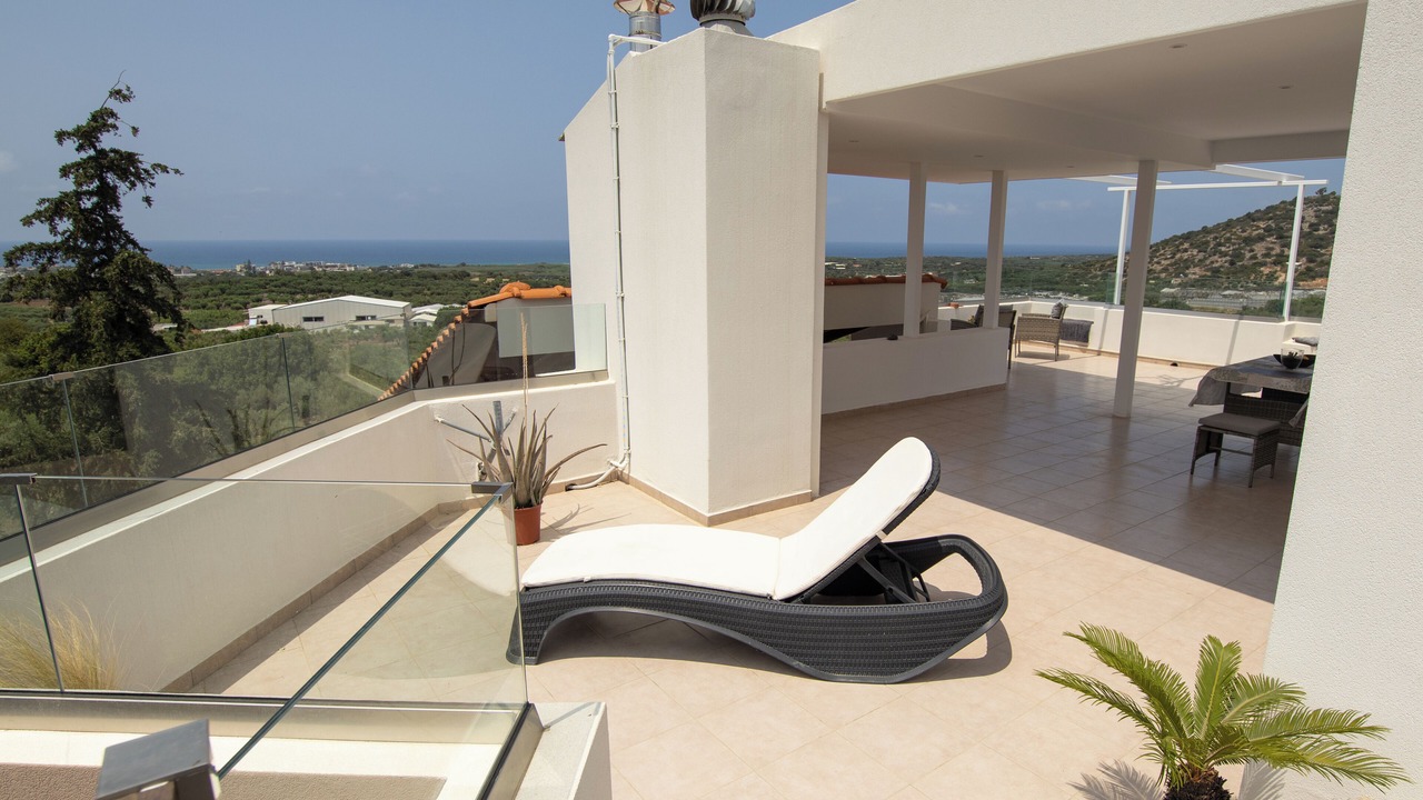 Photo of Patio Balcony in Malia