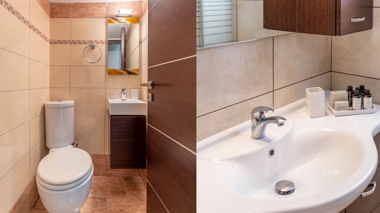 Photo of Bathroom in Chalandri