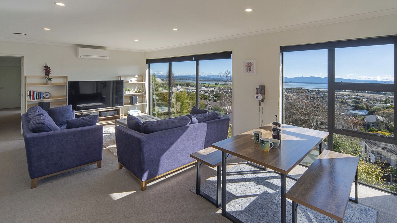 Photo of Livingroom in Tahunanui