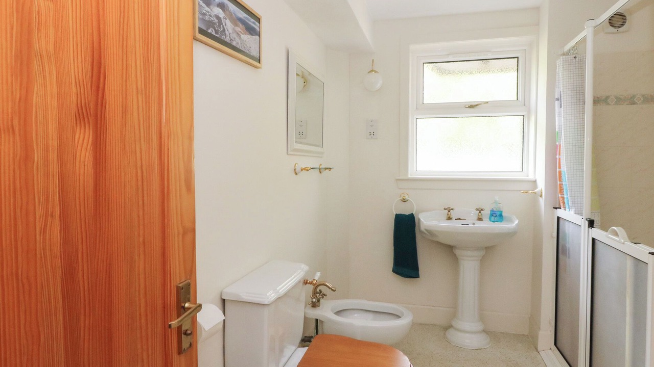 Photo of Bathroom in Lochearnhead