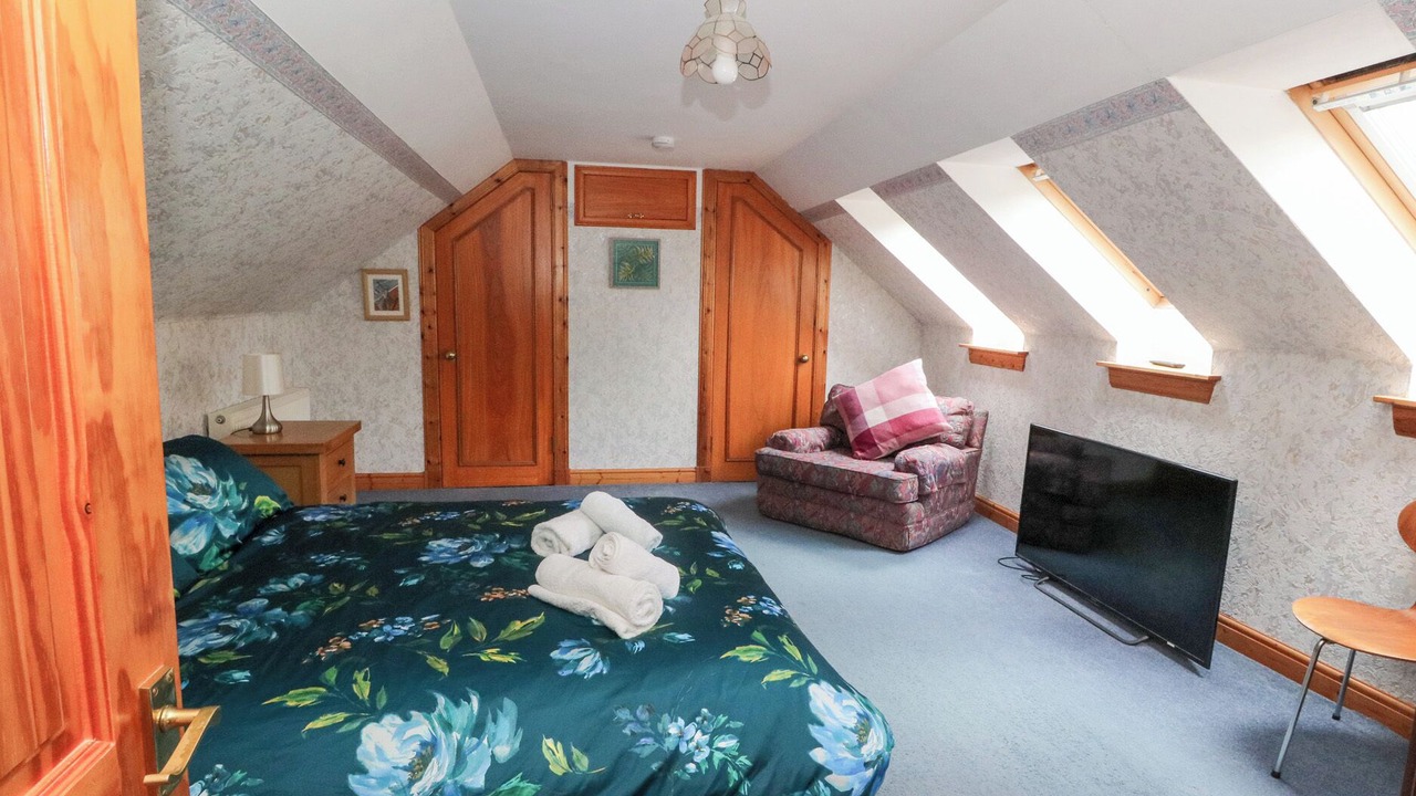 Photo of Bedroom in Lochearnhead