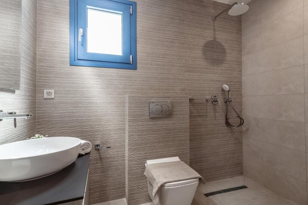 Photo of Bathroom in Argassi