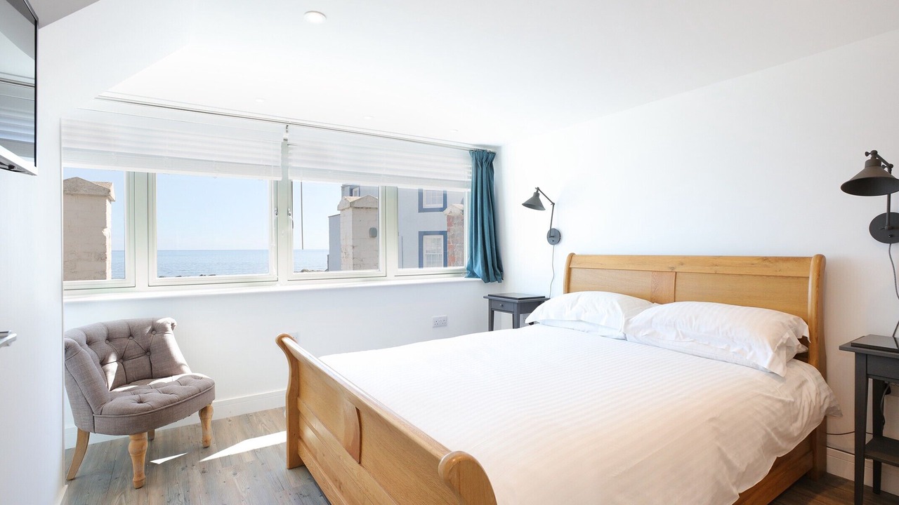 Photo of Bedroom in Dunbar