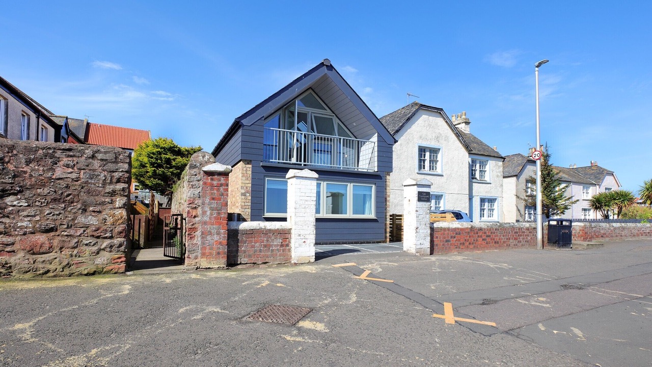 Photo of Outdoor in Dunbar