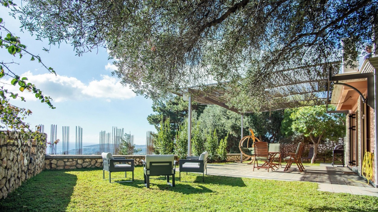 Photo of Outdoor in Leivathos