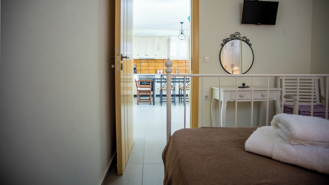 Photo of Bedroom in Leivathos