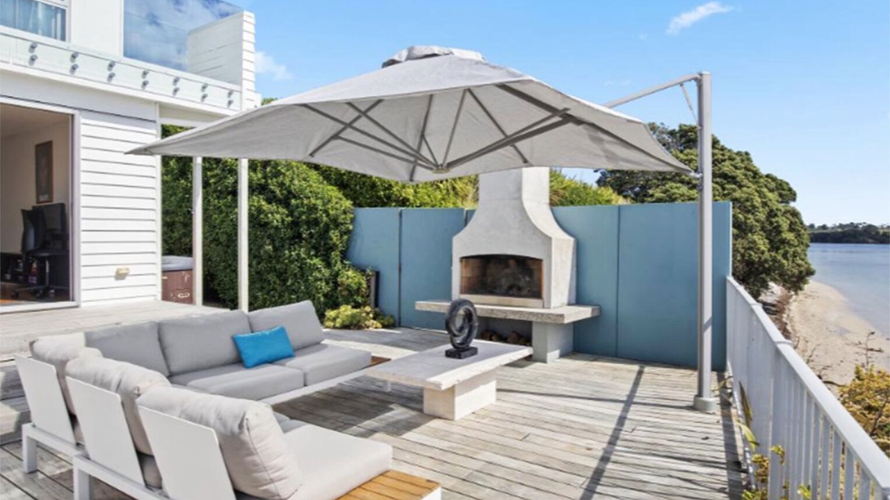 Photo of Patio Balcony in Clarks Beach