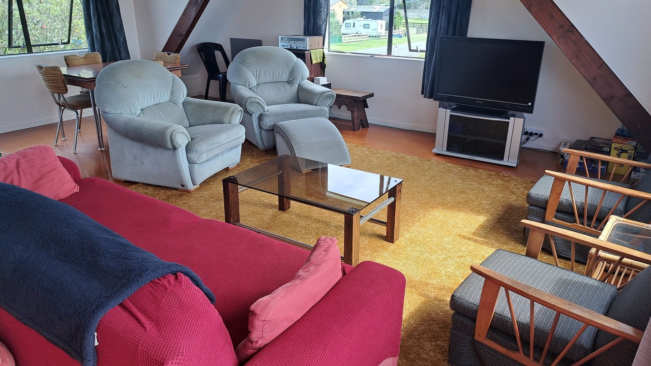 Photo of Livingroom in Whangaruru