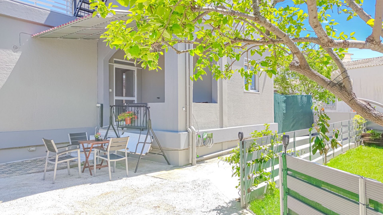 Photo of Patio Balcony in Sirili