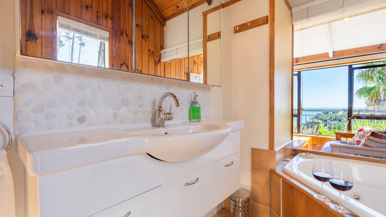 Photo of Bathroom in Waiheke Island