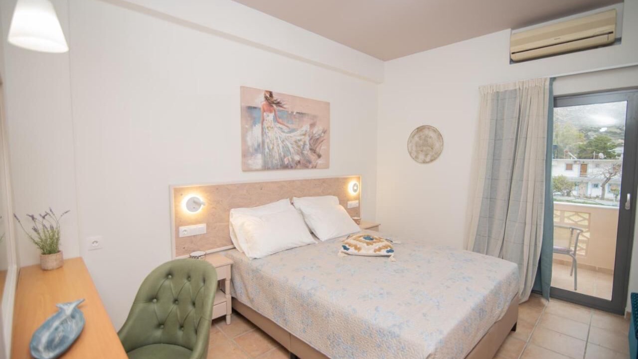 Photo of Bedroom in Matala