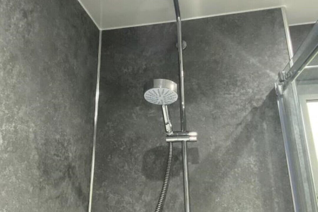 Photo of Bathroom in Duloch