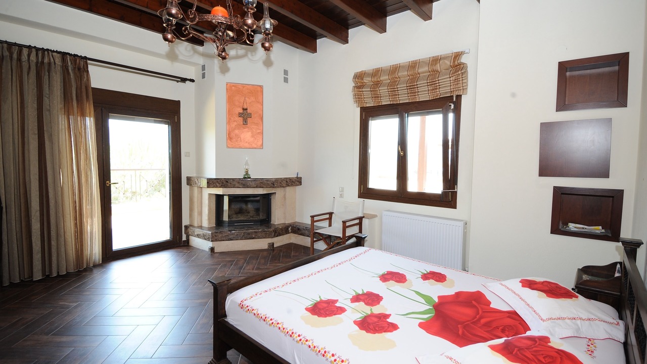 Photo of Bedroom in Sithonia