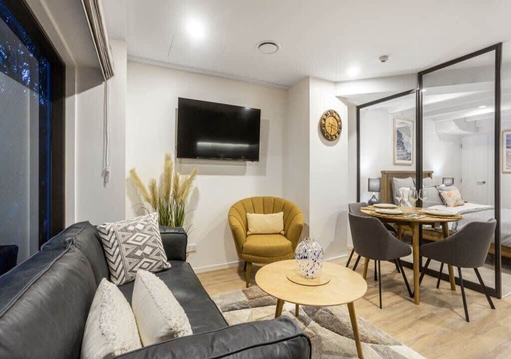 Photo of Livingroom in Newton