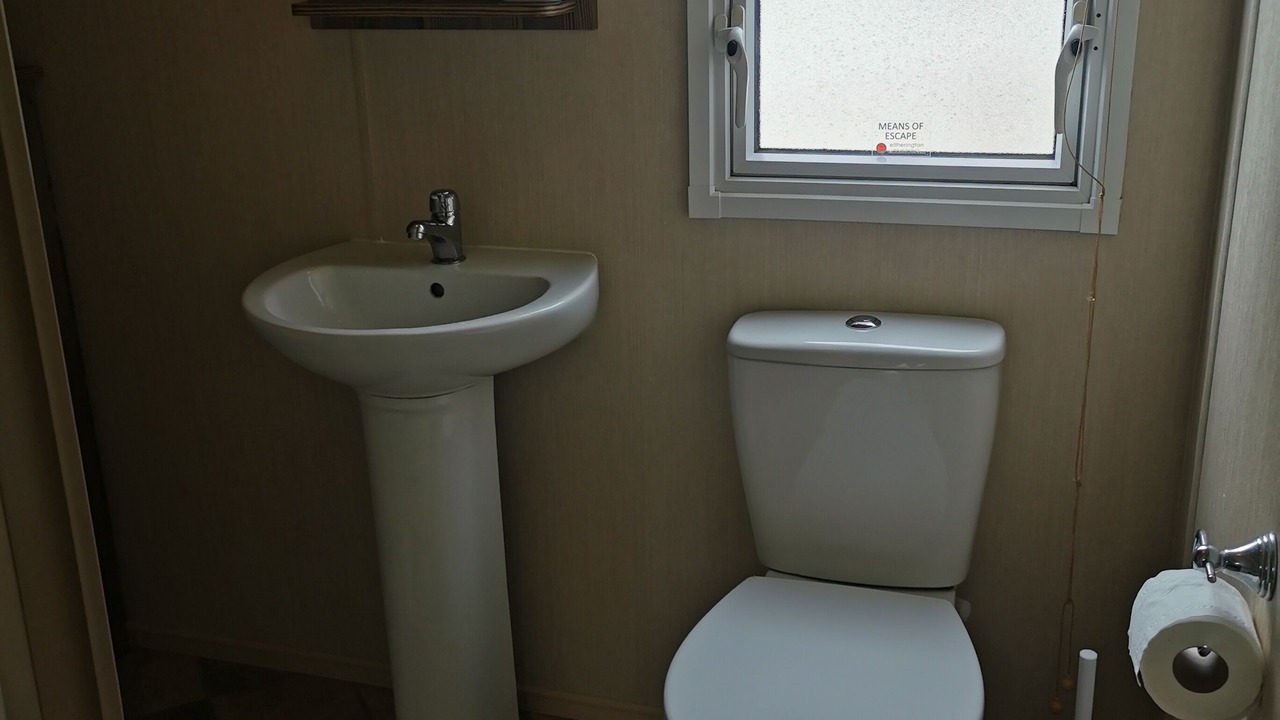 Photo of Bathroom in Prestonpans