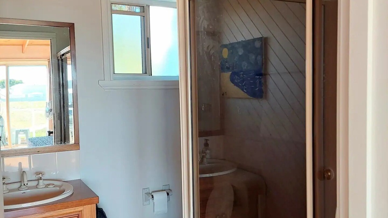 Photo of Bathroom in Binalong Bay