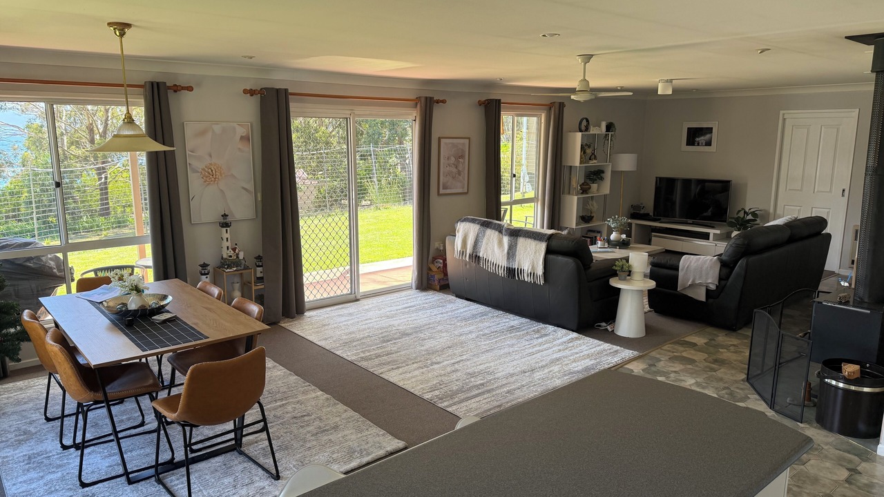 Photo of Livingroom in Lunawanna