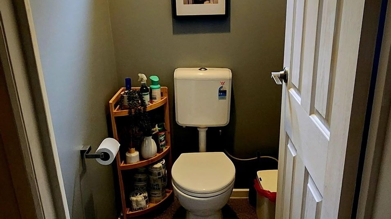 Photo of Bathroom in Lunawanna