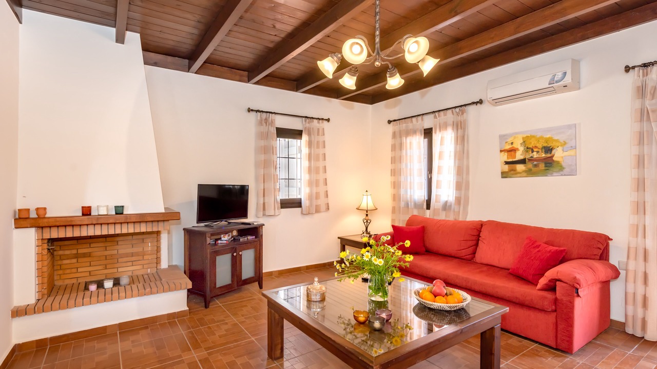 Photo of Livingroom in Douliana