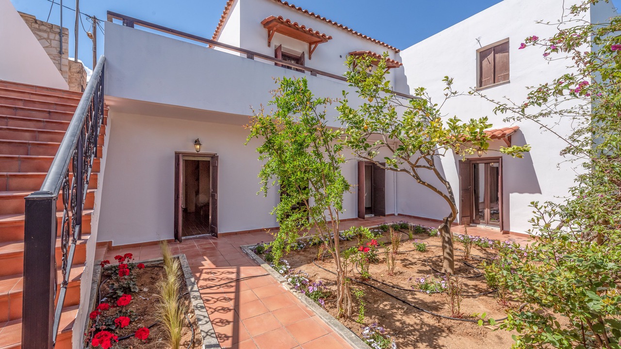 Photo of Outdoor in Douliana
