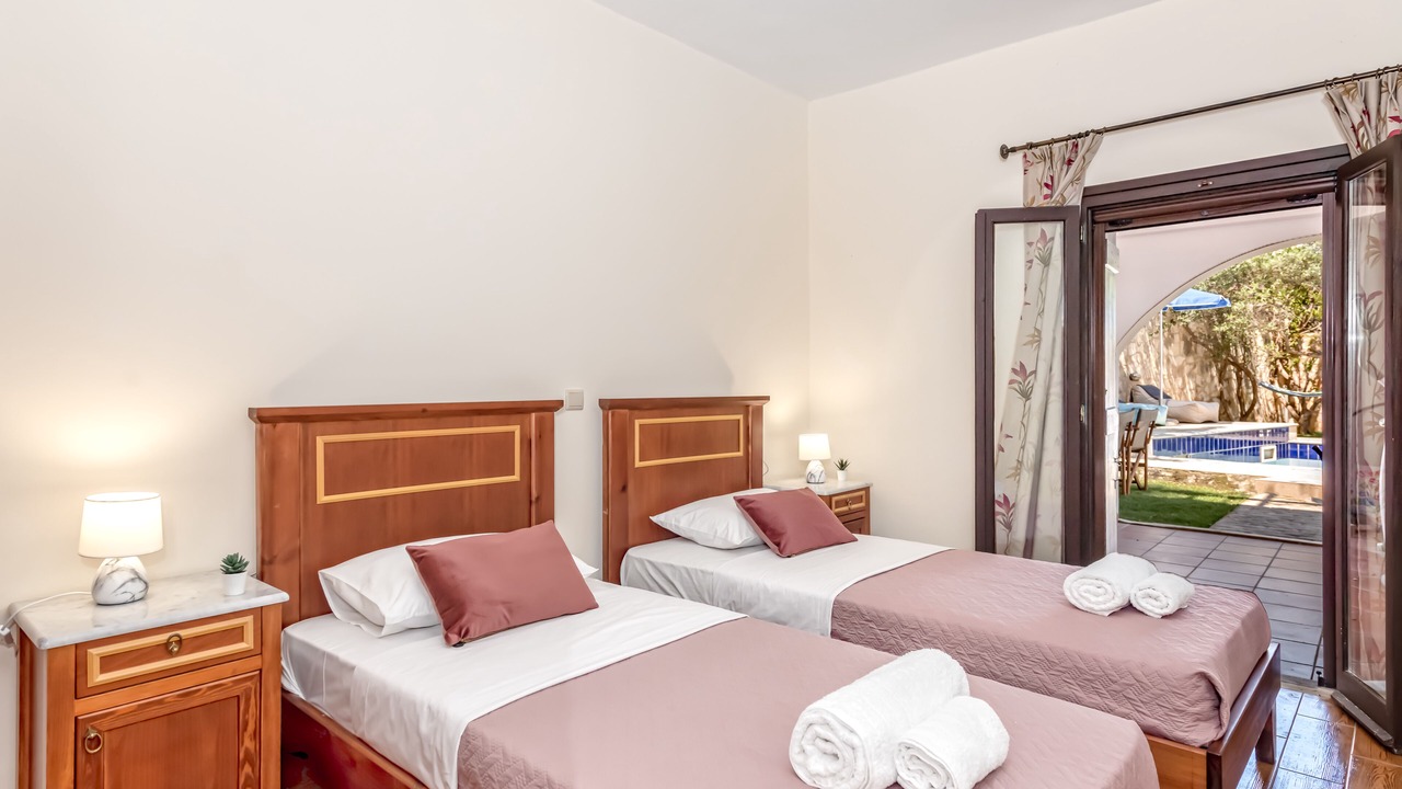 Photo of Bedroom in Douliana