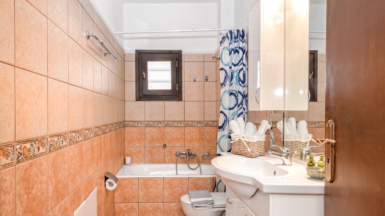 Photo of Bathroom in Douliana
