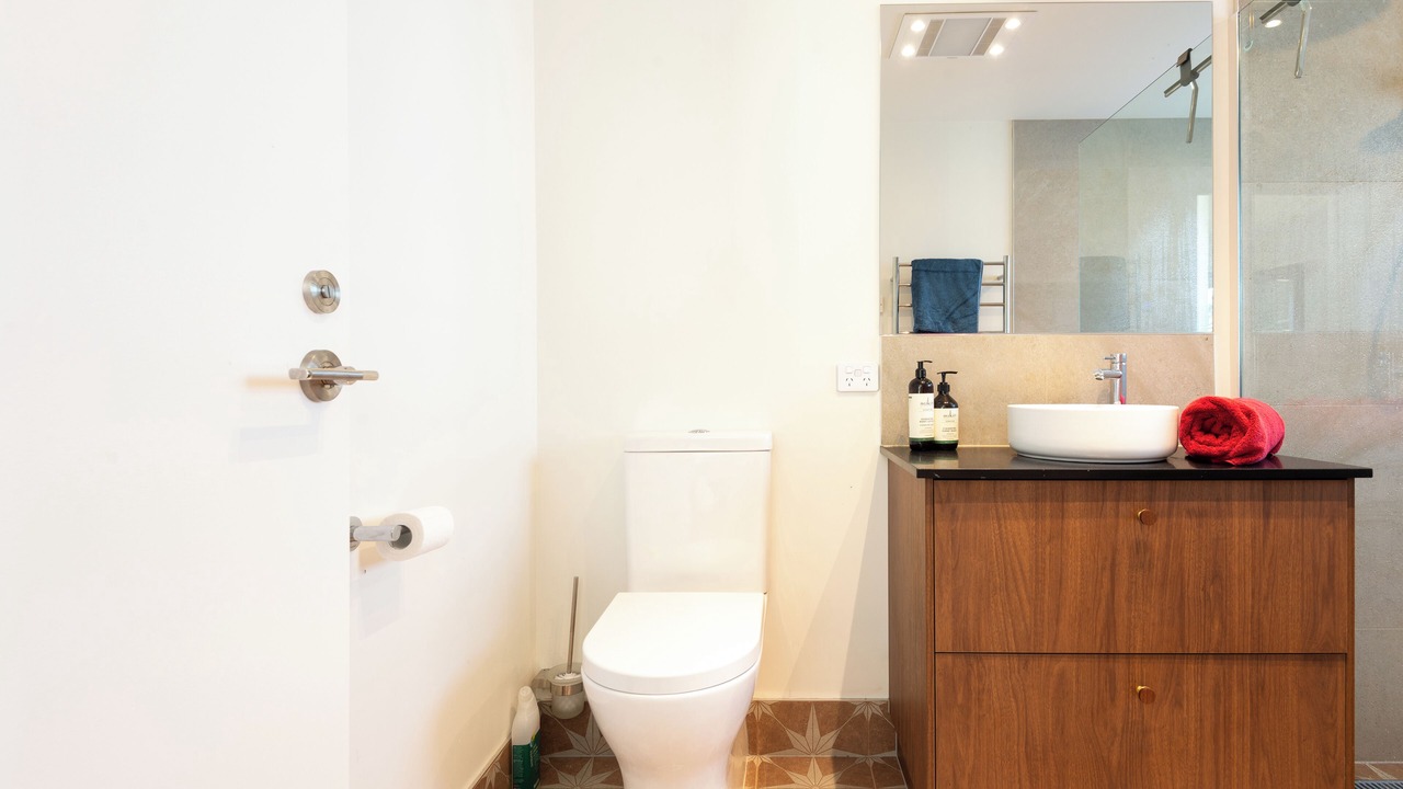 Photo of Bathroom in Tinderbox