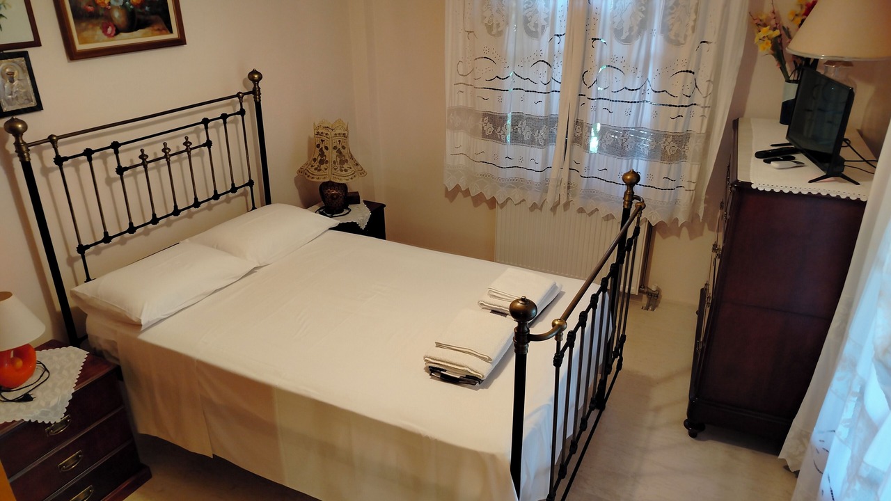 Photo of Bedroom in Messonghi
