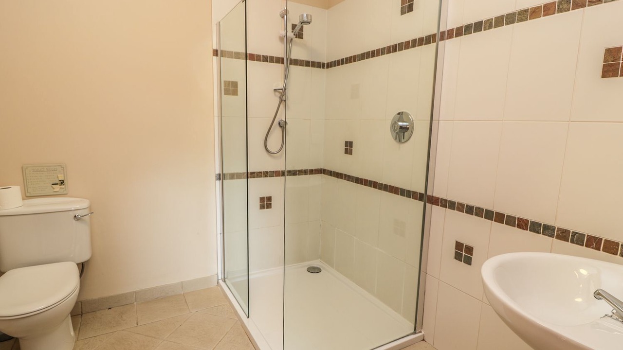 Photo of Bathroom in Lochmaben