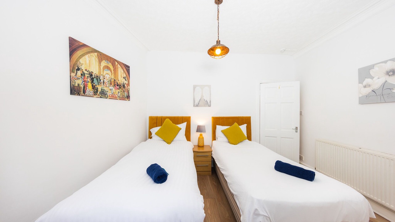 Photo of Bedroom in Tollcross