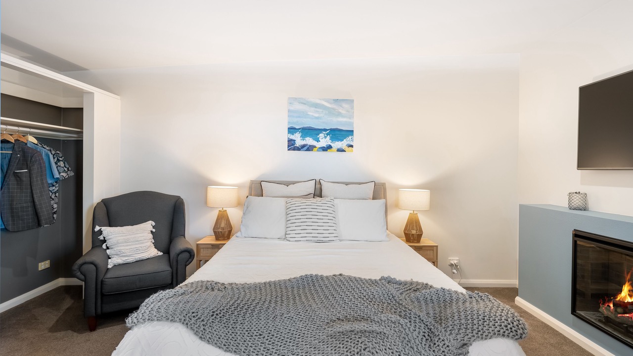 Photo of Bedroom in Primrose Sands