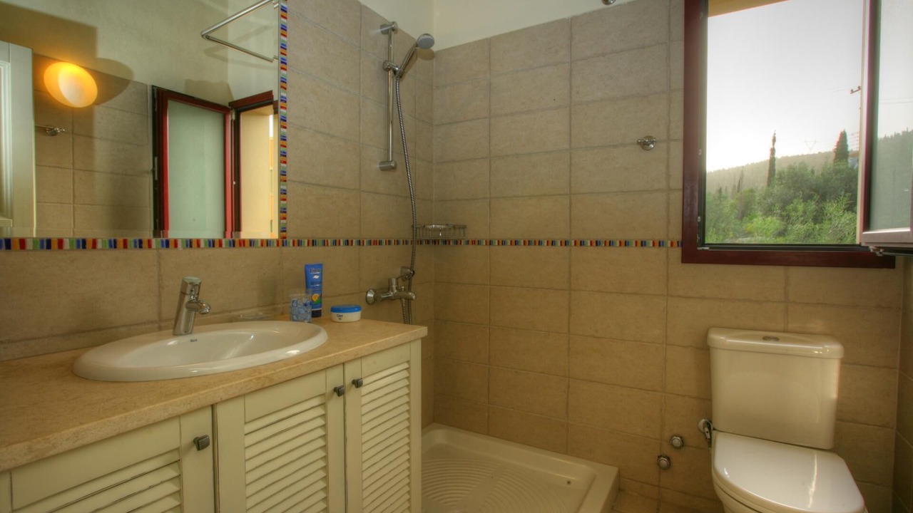 Photo of Bathroom in Fiskardo