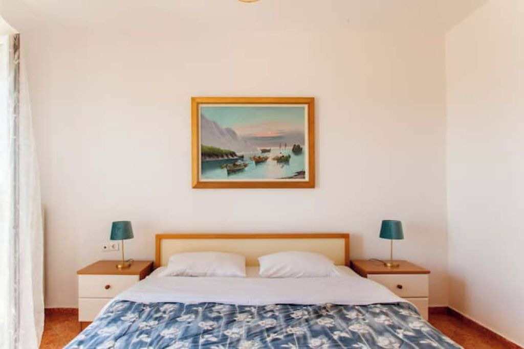 Photo of Bedroom in Skalani