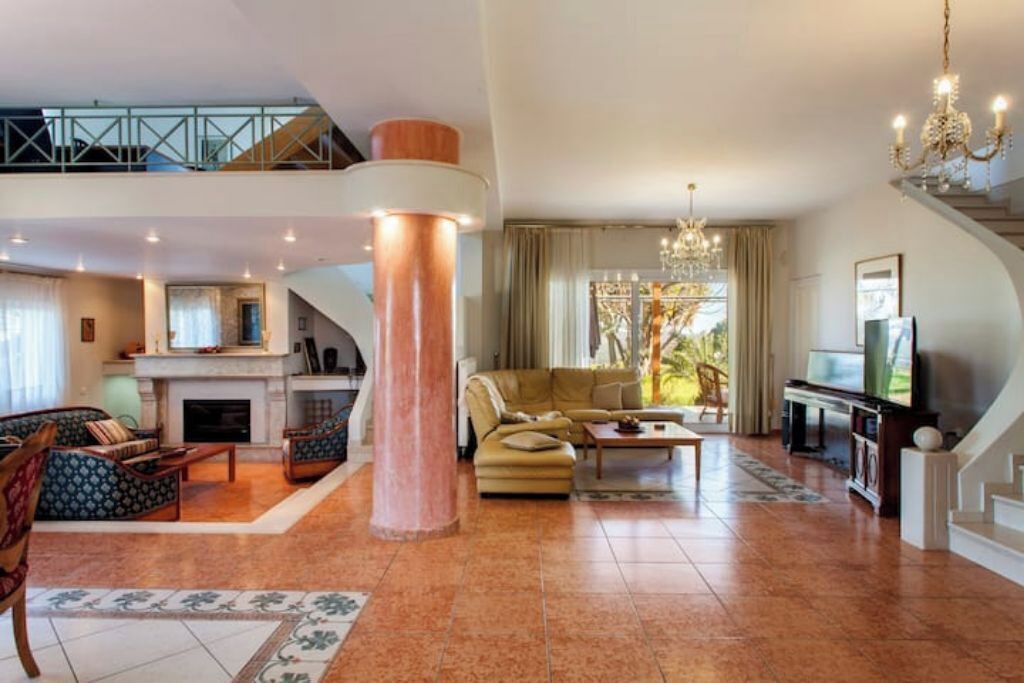 Photo of Livingroom in Skalani