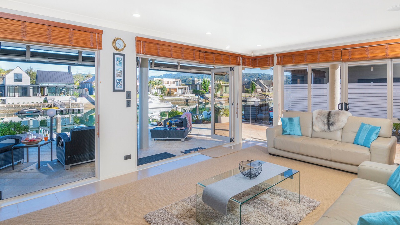 Photo of Livingroom in Pauanui