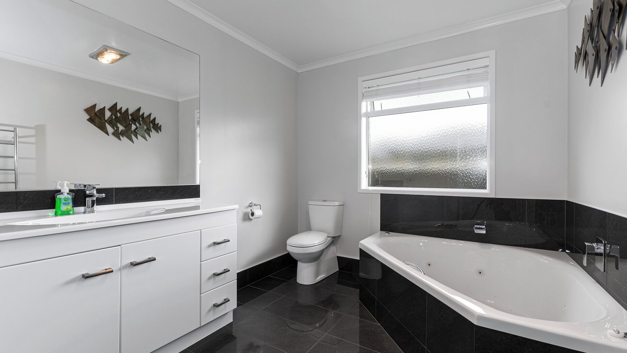 Photo of Bathroom in One Tree Point