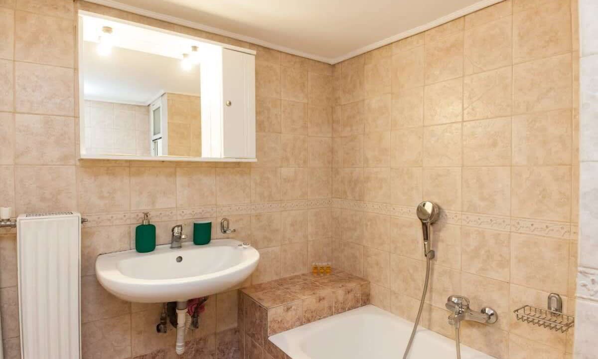 Photo of Bathroom in Pasalimani
