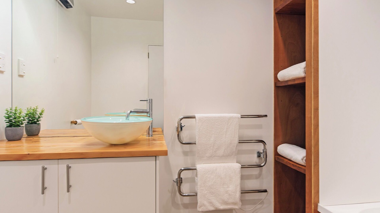 Photo of Bathroom in Tahunanui