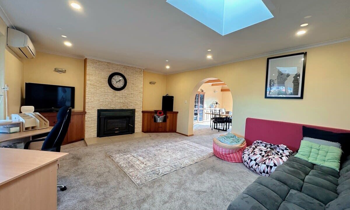 Photo of Livingroom in Howrah