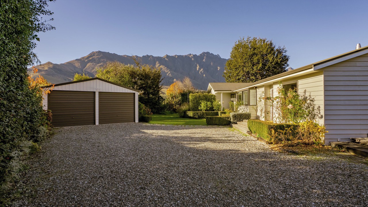 Photo of Outdoor in Kelvin Heights