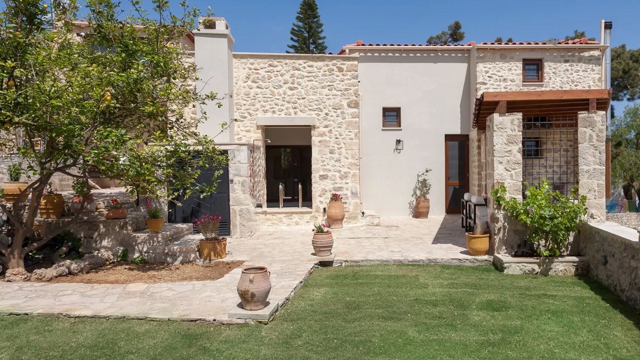 Photo of Outdoor in Maroulas