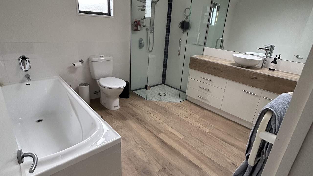 Photo of Bathroom in Merivale