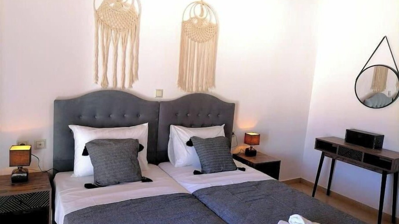 Photo of Bedroom in Makhairoi