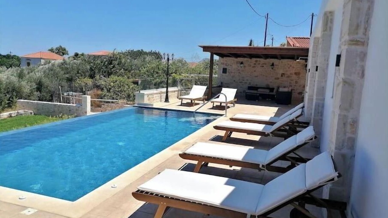 Photo of Outdoor in Makhairoi