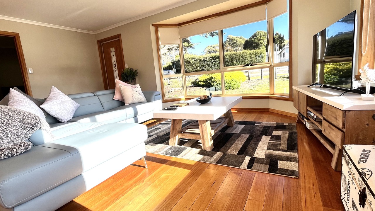 Photo of Livingroom in Coles Bay